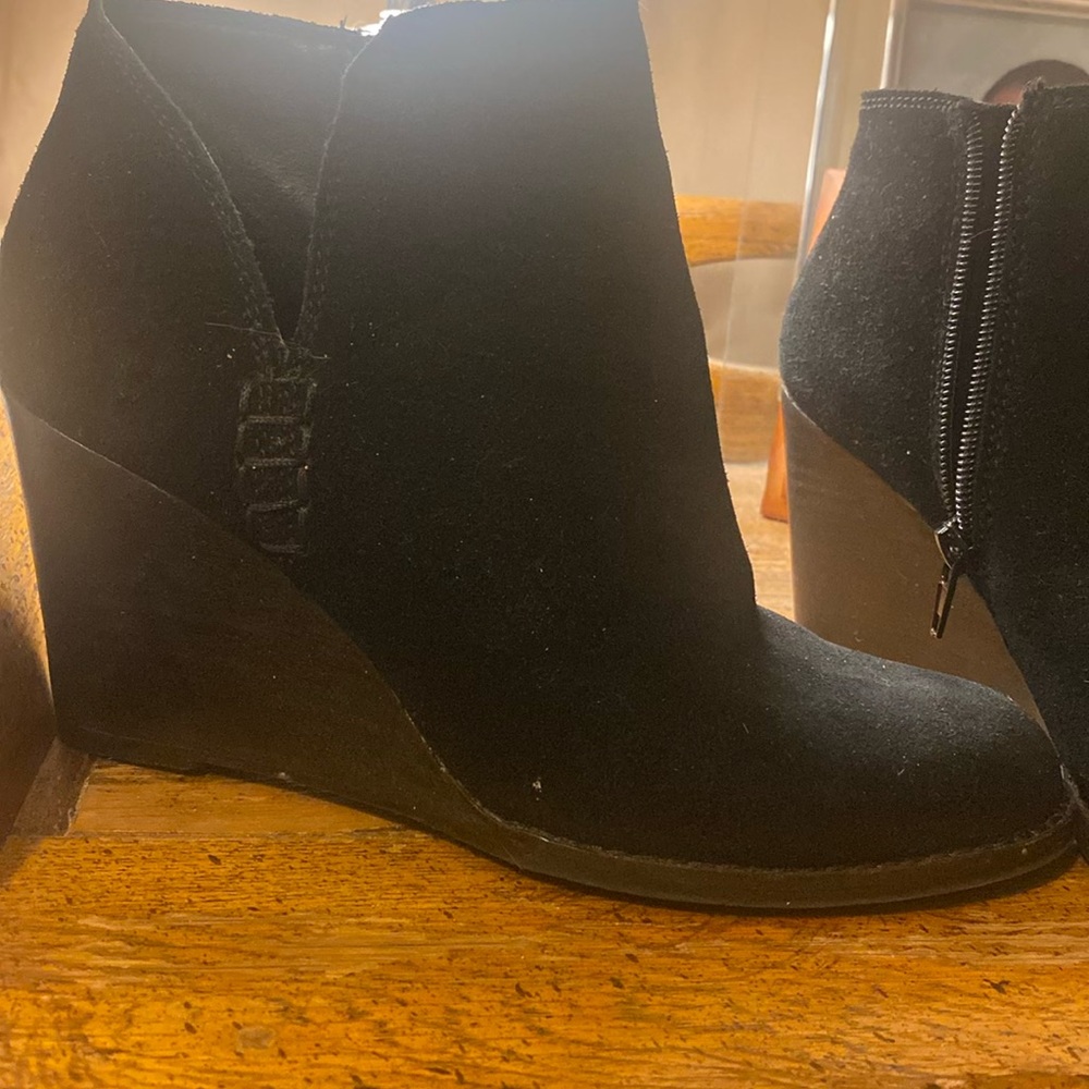 Lucky Brand oiled suede black wedge heel bootie